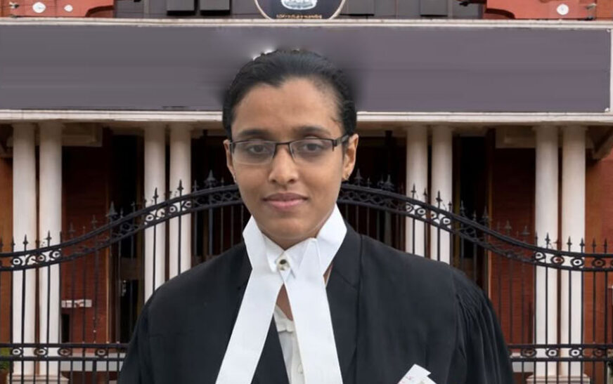 ଶତପ୍ରତିଶତ ଦୃଷ୍ଟିବାଧିତା ହେଲେ ପ୍ରଥମ ବିଚାରପତି